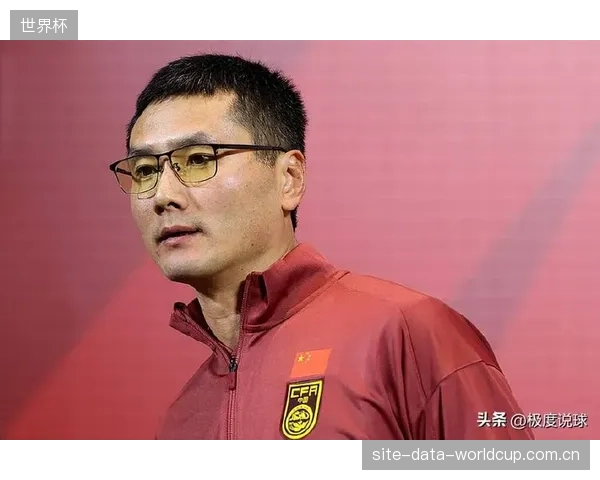 国足在热身赛中艰难取胜，邵佳一需在世界杯前解决球队进攻效率不高的老问题。